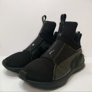 PUMA Fierce Core Black Sneakers Size 7 W